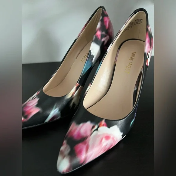 Nine West Black Floral 3 inch Heels Pumps Size 5.5 - Picture 4 of 9